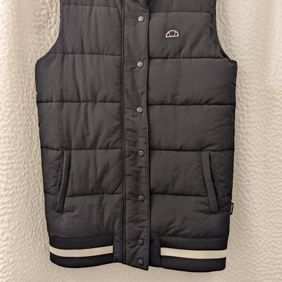 New Ellesse puffer vest - Picture 2 of 7